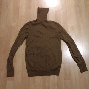 Uniqlo wool turtleneck tan sz S